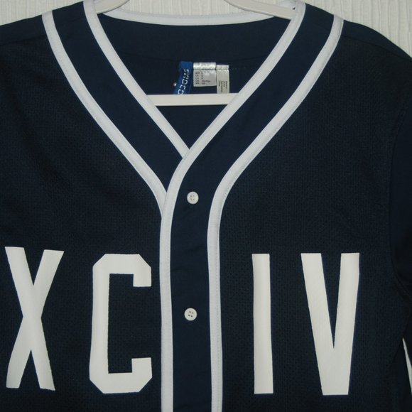 DIVIDED EST Men's Sports T-shirts - Picture 2 of 7